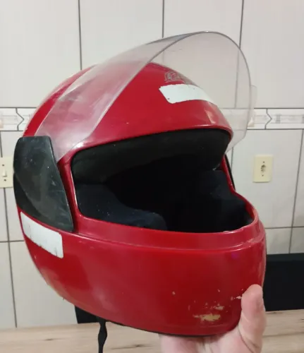 Capacete