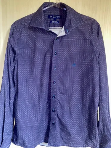 Camisas sociais Dudalina e individual P