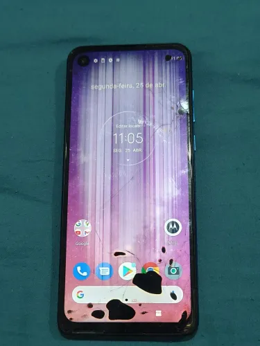 Motorola Moto One Vision (carcaça e tela trincada) 