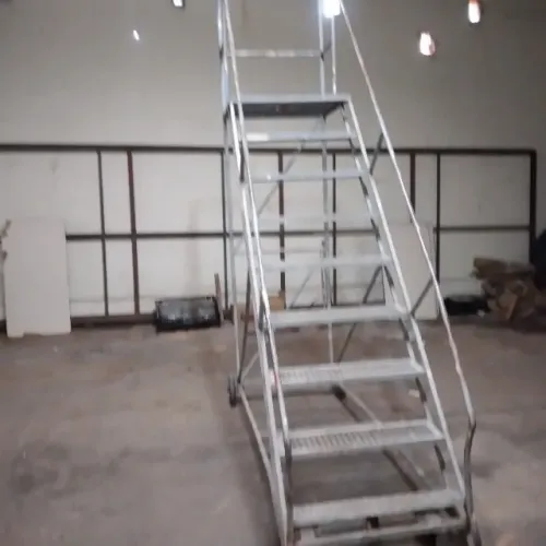 Escada plataforma