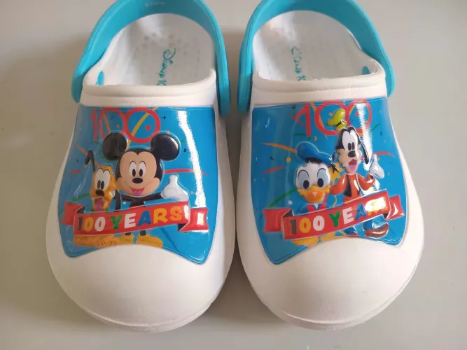 Babuche infantil importada Disney 100 anos