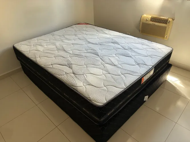 VENDO CAMA QUEEN TOPÁZIO BLACK