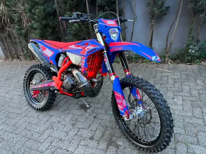 Beta motorcycles Race 300 2T