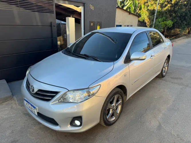 Toyota Corolla XEI 2.0 Flex 16V Aut. 2012