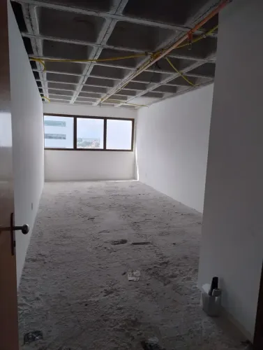 Sala à venda no Hangar 33 m2- Salvador - BA