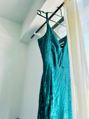 Lindo vestido paetê