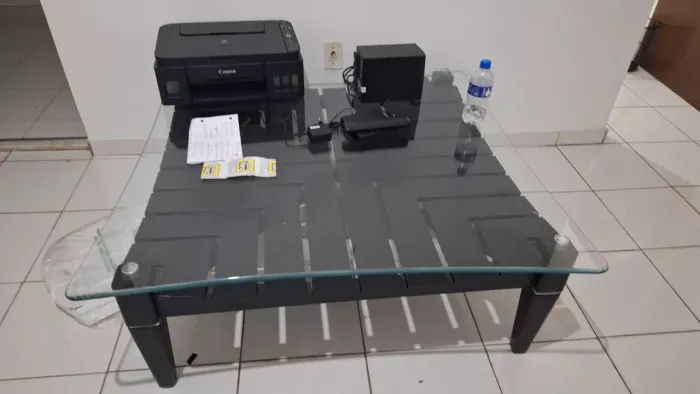 Mesa de centro. Madeiram RAIUGA