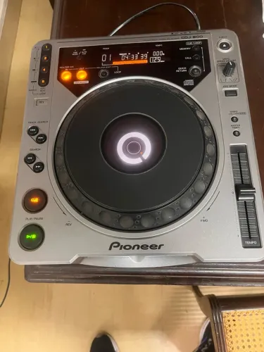 CDJ 800 PIONNER