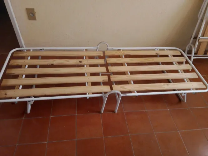 Cama de ferro solteiro de dobrar