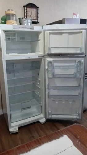 Geladeira Continental 400 litros