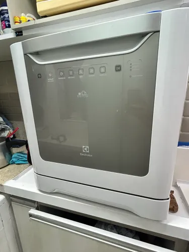Lava louças Electrolux