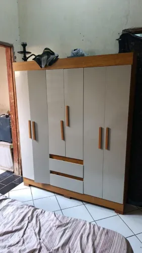 Guarda Roupa