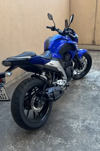 ? VENDO YAMAHA FZ25 ? ÓTIMO ESTADO!