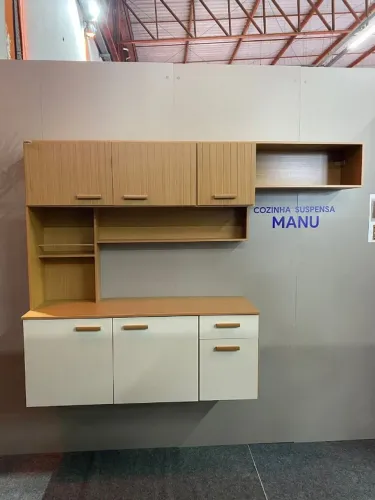 Kit Cozinha Suspensa Manu 1,80m Freijó/Off White com Montagem Inclusa e Design Moderno