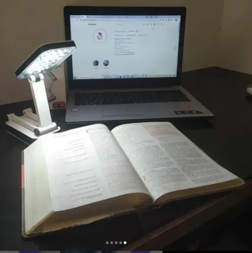 Luminária De Mesa Articulada Recarregável