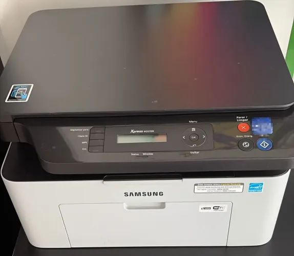 Multifuncional Samsung Xpress M2070W (preto e branco)