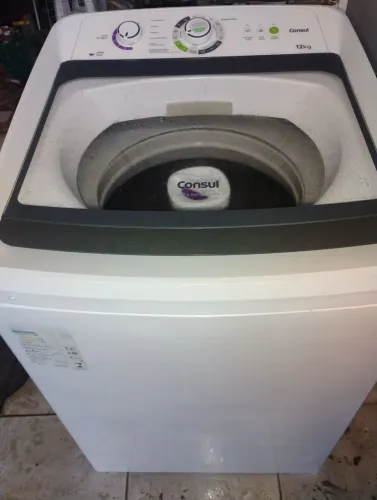 Vende se uma máquina de lavar roupas Consul 12 kilos