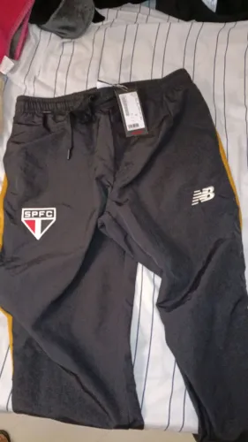 Calça New Balance SPFC