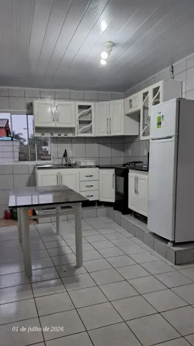 Alugo apartamento/casa anual para no máximo 4 pessoas na Praia da Lagoinha do Norte
