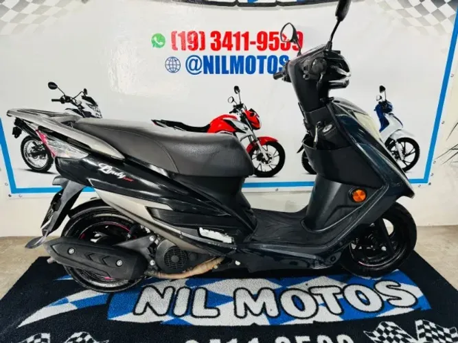 Lindy 125 Automatica! Financia e Parcela! Moto em Ordem!