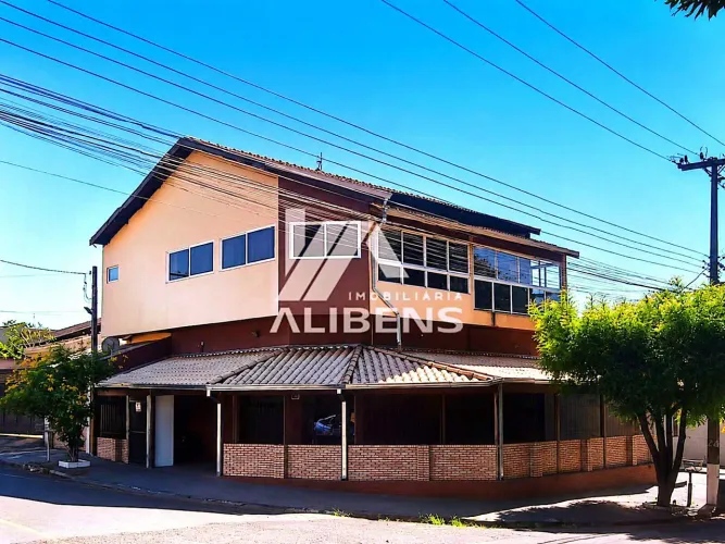 Comércio de esquina 170m2