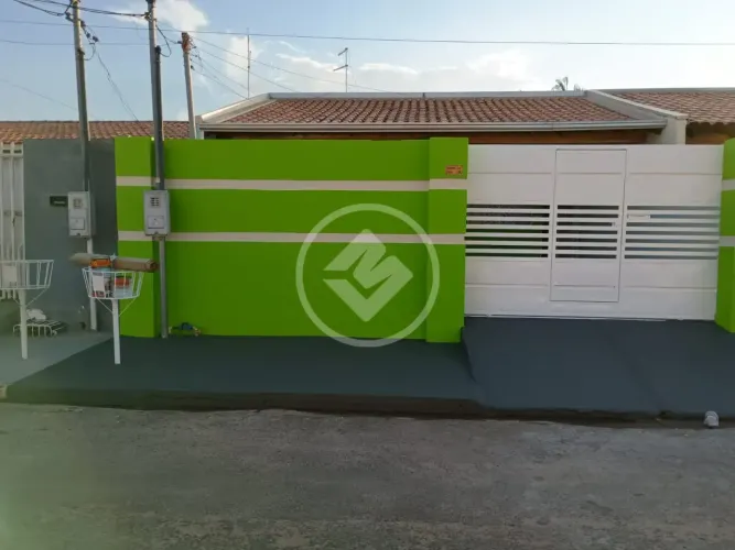 Casa à Venda em Várzea Grande 3 Quartos, 2 banheiros e 225 m² codigo: 366407