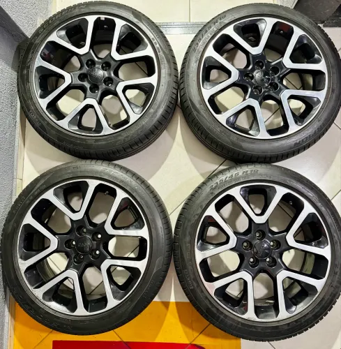 Jogo Rodas Aro 19 Jeep