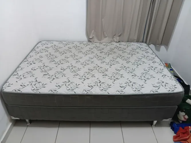 Cama casal mola ensacada