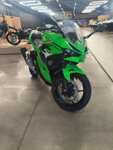 Ninja 500 SE