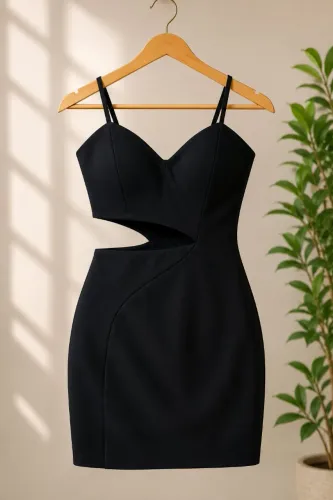 Vestido Curto Preto com Bojo (aberto na lateral) - Fraga Jeans