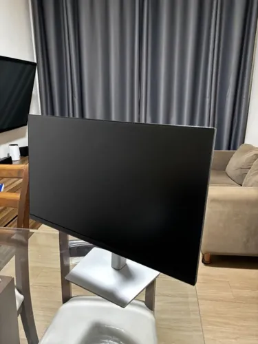Monitor dell 24 Polegadas USB-C Thunderbolt 4 65w