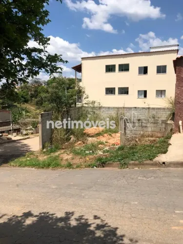 Lote no Jardim Anchieta 138m²;, Murado e em Localização Privilegiada!