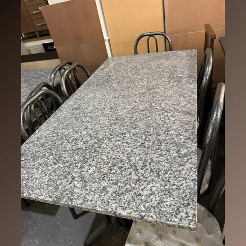 Mesa com 6 cadeiras nova - entrego hoje 