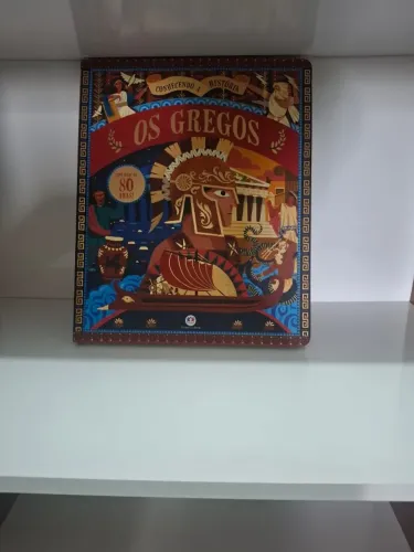 Dois Quebra-cabeça, um Dixt da Galápagos e um Noite estrelada da Game Office.