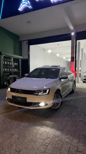 Volkswagen Jetta Highline 2.0 TSI 16V 4P Tiptronic 2013