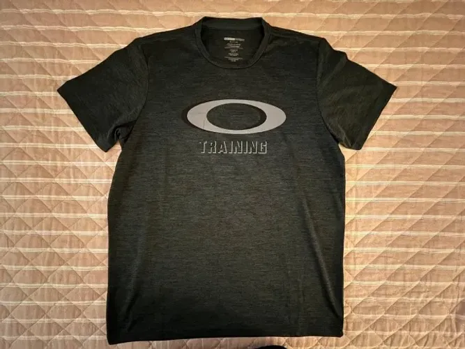 camiseta oakley ellipse digital ss | verde escuro