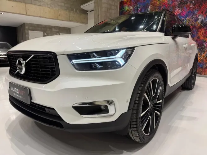 Volvo XC40 T-5 R-design 2.0 252cv AWD 2020