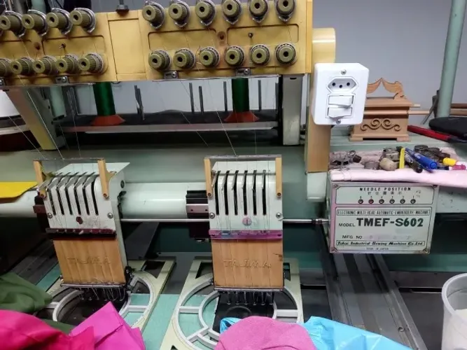 MAQUINA BORDADO TAJIMA