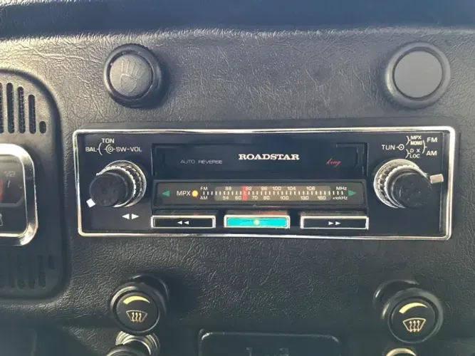 Toca-Fitas Roadstar King RS-2500 - Clássico Japonês para Antigos