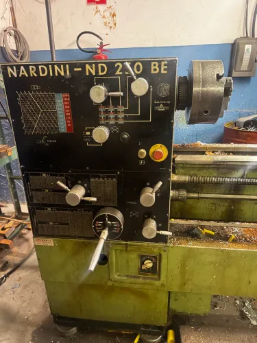 Torno Mecânico Nardini ND250 BE