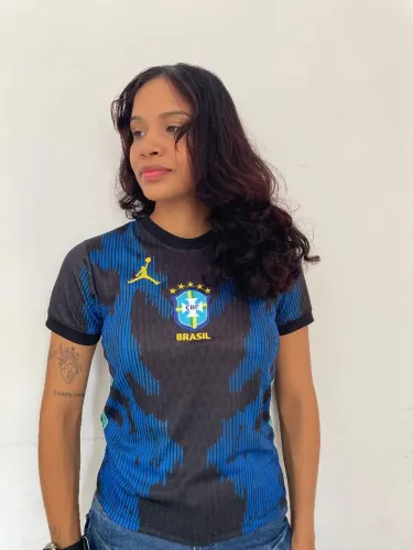 Camisa feminina do Brasil azul