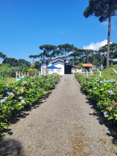 Chácara com Piscina à Venda em Campo Alegre São Miguel