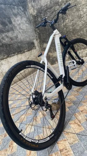 Bicicleta Elleven athon aro 29