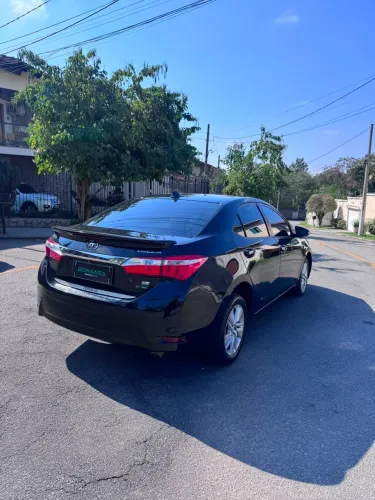 Toyota Corolla GLI 1.8 Flex 16V Aut. 2015
