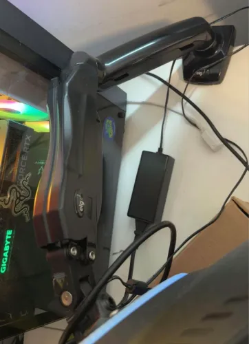 Suporte / Braço articulado ELG para monitor com 2 portas USB - F900USB