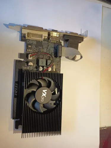 Placa de vídeo GT 730 4GB usada em excelente estado