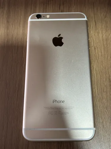 iPhone 6 Plus funcionando, ideal para uso básico ou idoso. Não atualiza mais iOS.