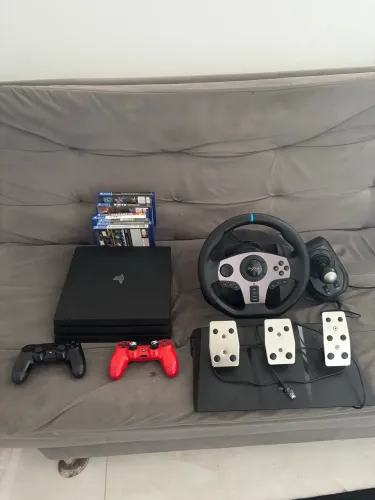Ps4 PRO + volante pxn9