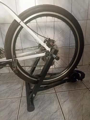 Rolo De Treino Para Ciclismo Mtb Urban Speed Ergométrico Dobrável Pedalar Parado