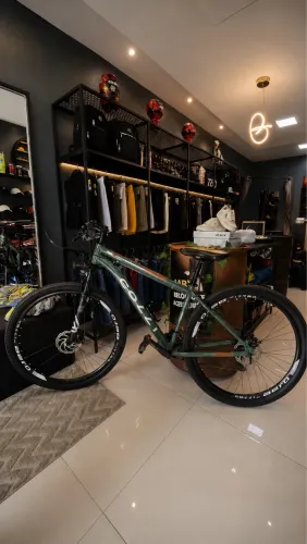 Bike de alumínio zerado